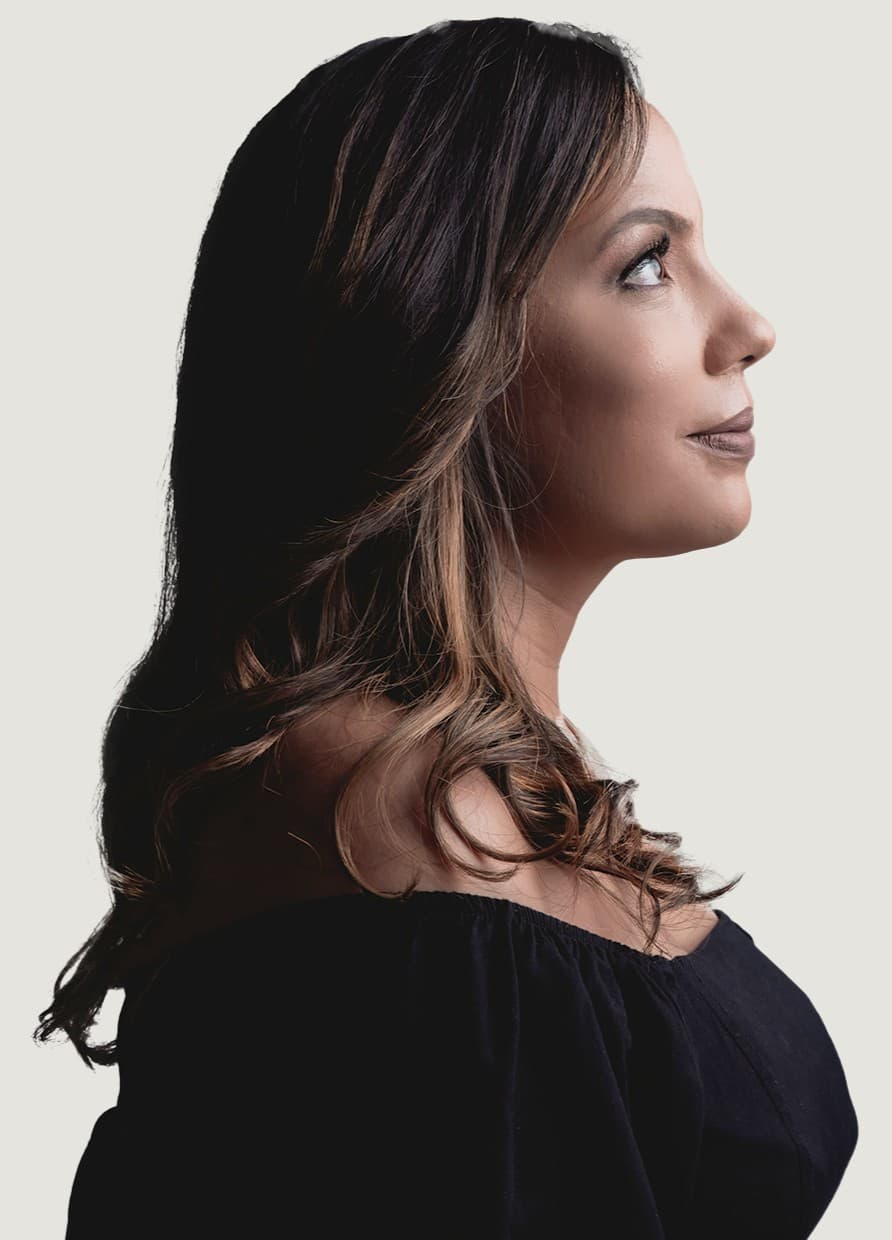 Retrato de Aline Gomes, Travel Designer